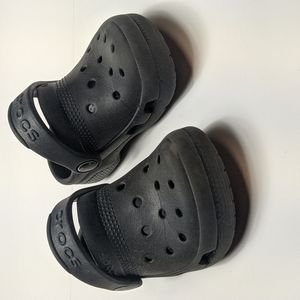 Crocs Kids toddler size 7 Black